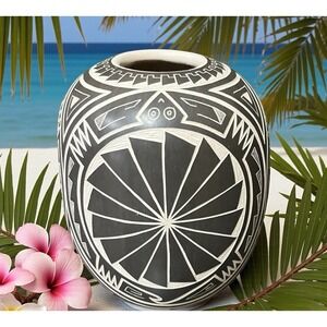 Mata Ortiz Pottery Humberto Pina Sgraffito Mexican White Clay Turtle Black Art